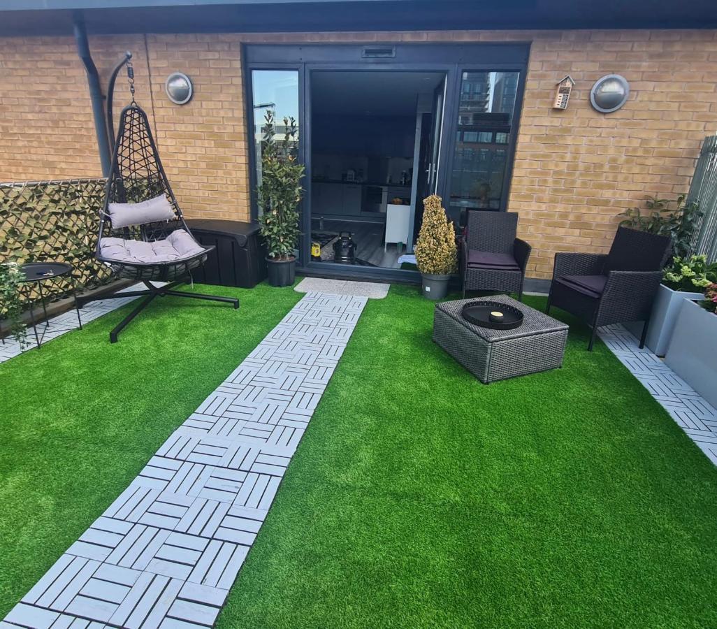 Luxury 9Ine Penthouse With Garden & Jacuzzi Apartamento Birmingham Exterior foto