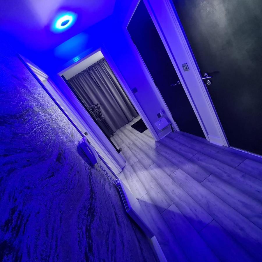 Luxury 9Ine Penthouse With Garden & Jacuzzi Apartamento Birmingham Exterior foto
