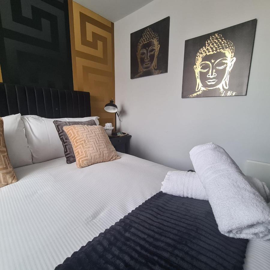 Luxury 9Ine Penthouse With Garden & Jacuzzi Apartamento Birmingham Exterior foto