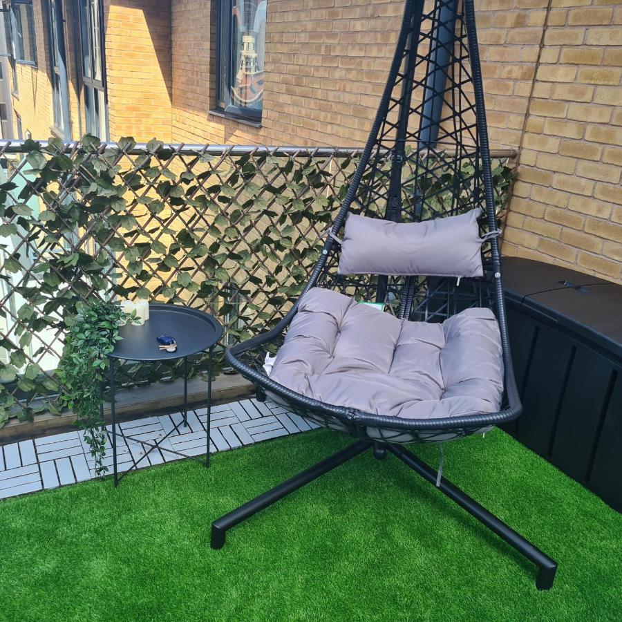 Luxury 9Ine Penthouse With Garden & Jacuzzi Apartamento Birmingham Exterior foto